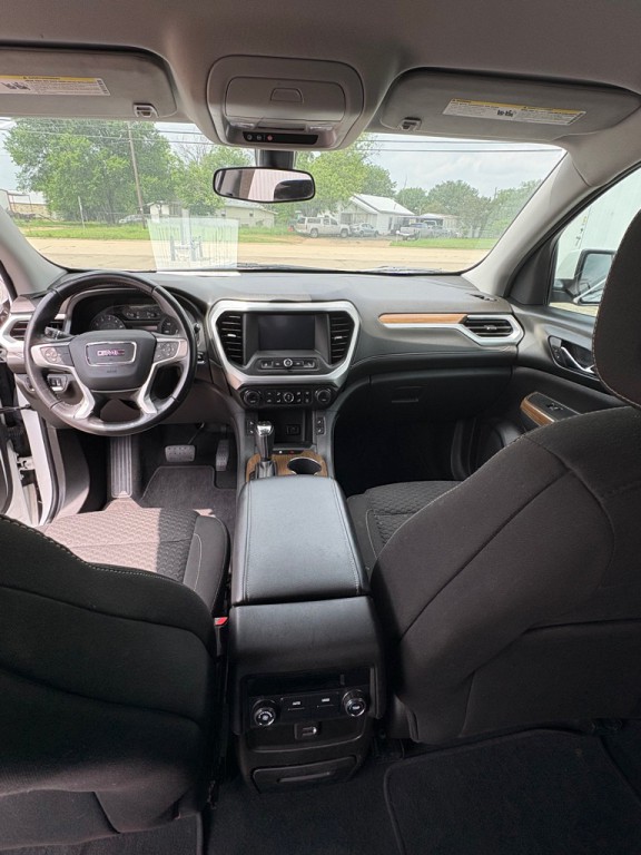 2018 GMC Acadia Image 5