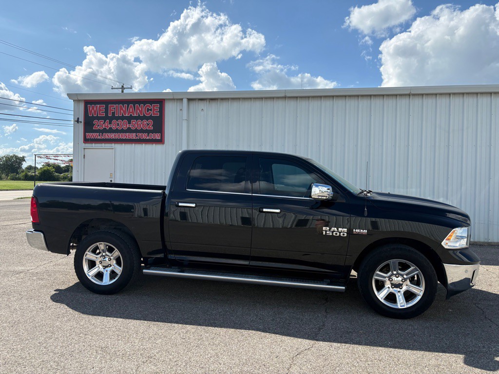 2018 RAM 1500 Image 3