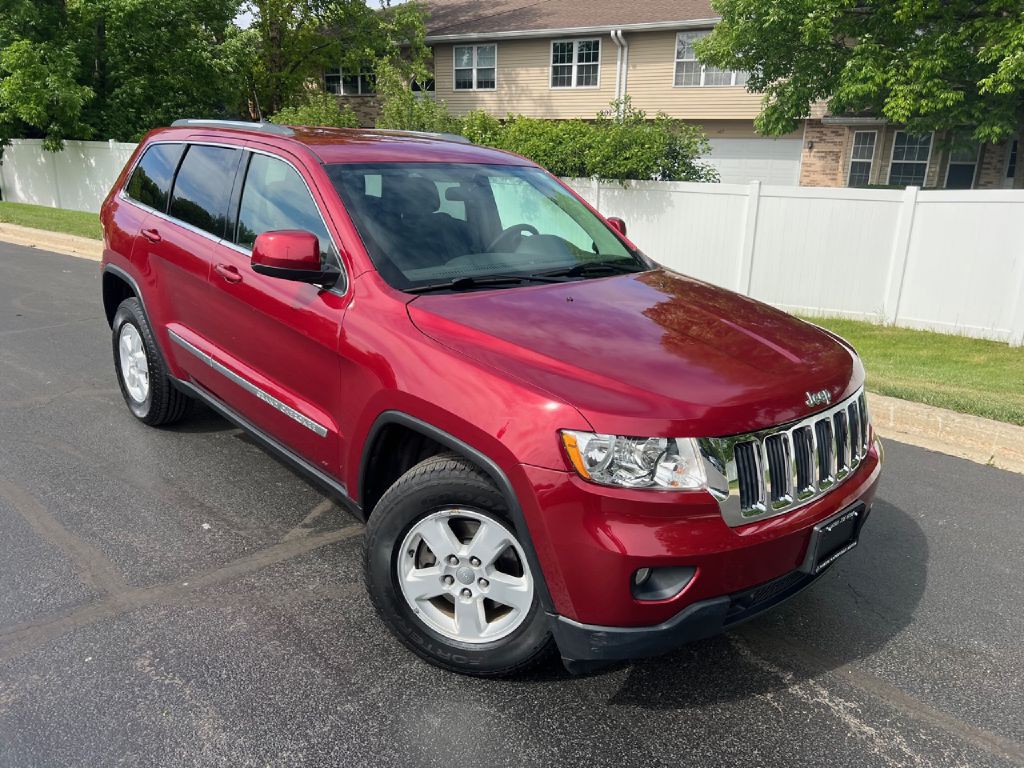 2013 Jeep Grand Cherokee Image 2