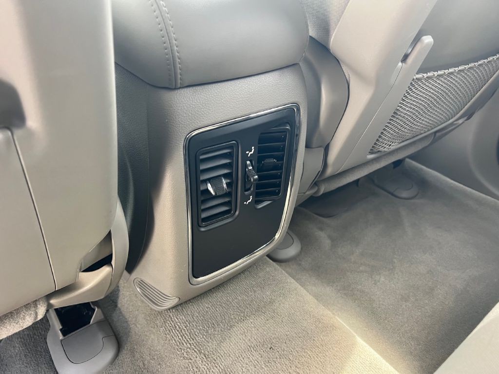 2013 Jeep Grand Cherokee Image 20