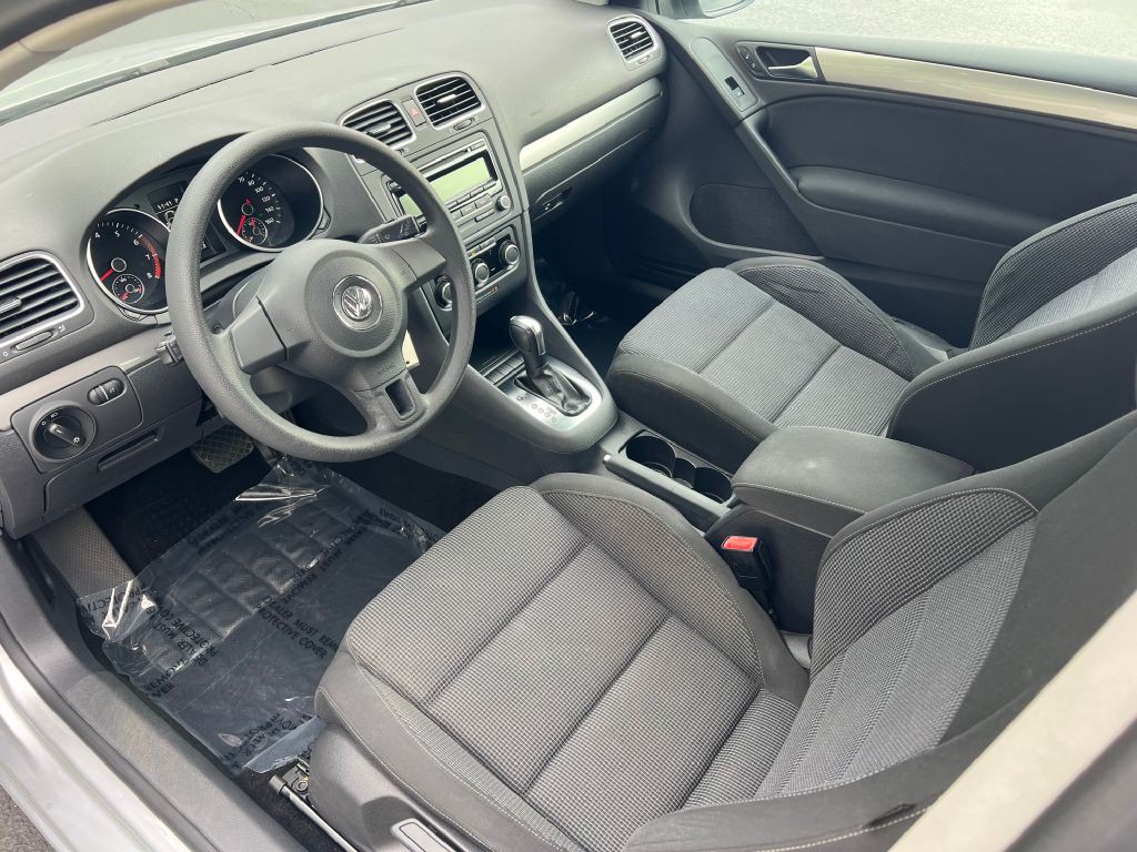 2013 Volkswagen Golf Image 29
