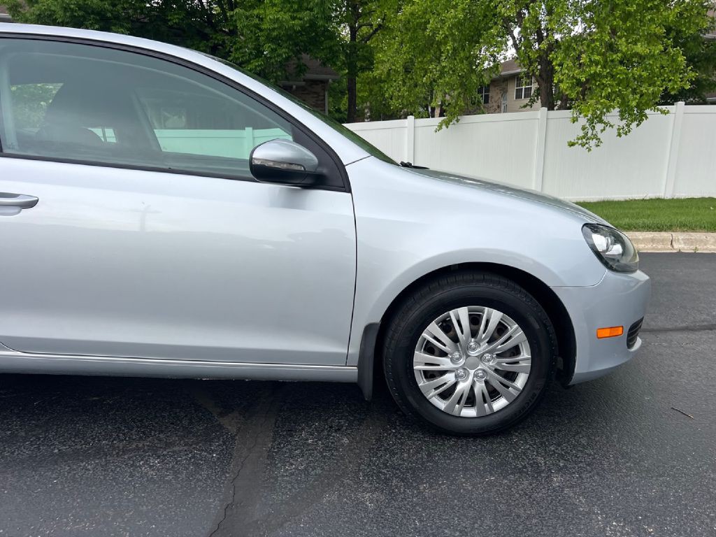 2013 Volkswagen Golf Image 41