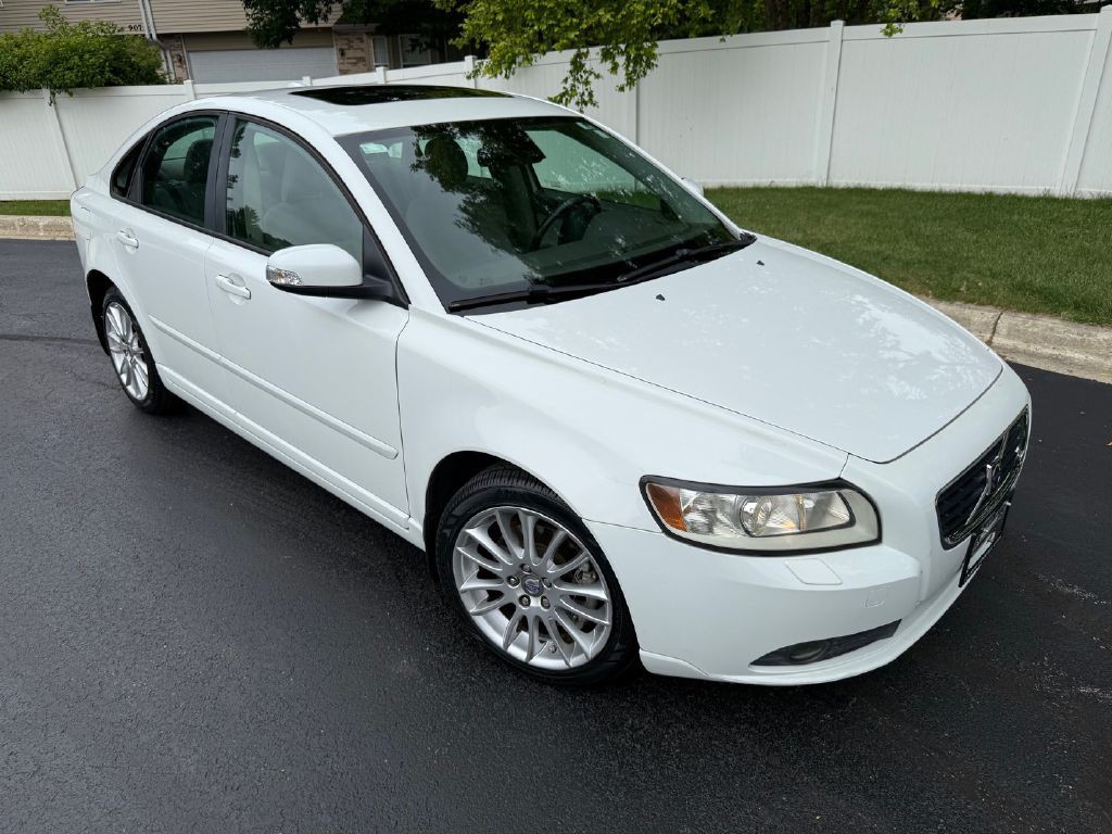 2009 Volvo S40 Image 2