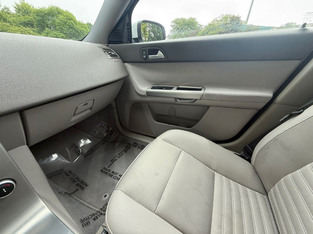 2009 Volvo S40 Image 28