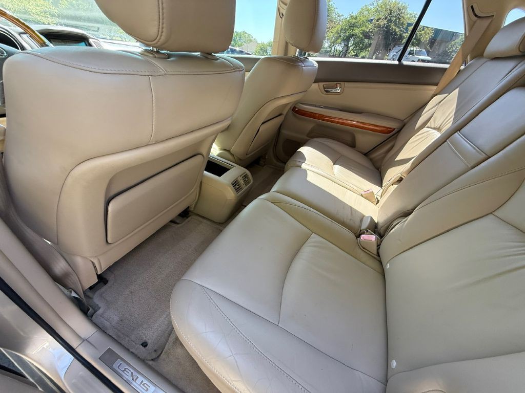 2005 Lexus RX Image 29