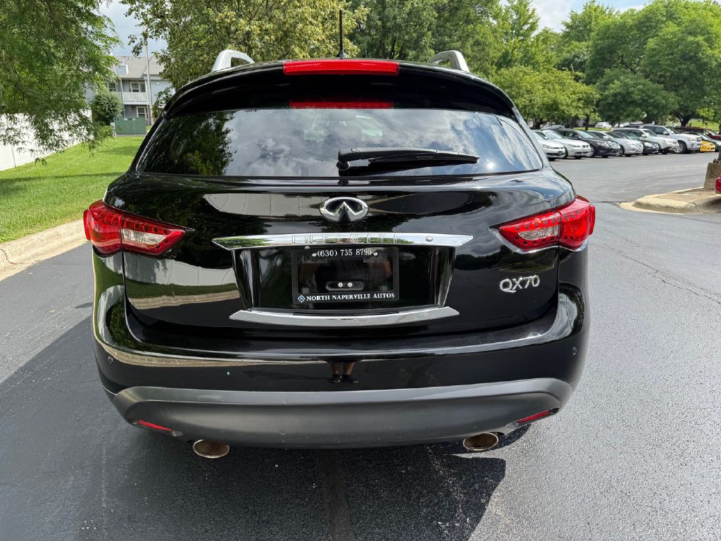 2015 INFINITI QX70 Image 7