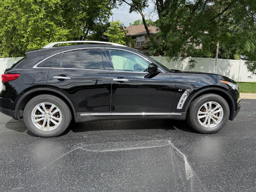 2015 INFINITI QX70 Image 50