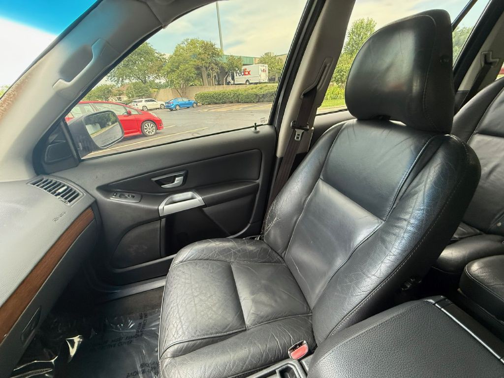 2005 Volvo XC90 Image 13