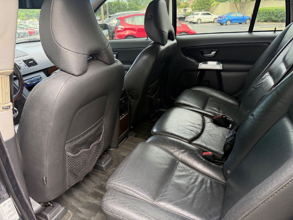 2005 Volvo XC90 Image 21