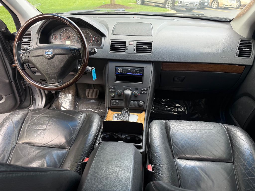 2005 Volvo XC90 Image 41