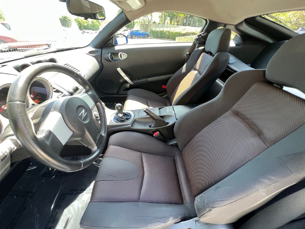 2004 Nissan 350Z Image 14
