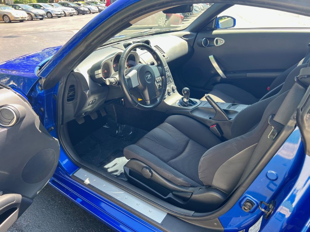 2004 Nissan 350Z Image 15