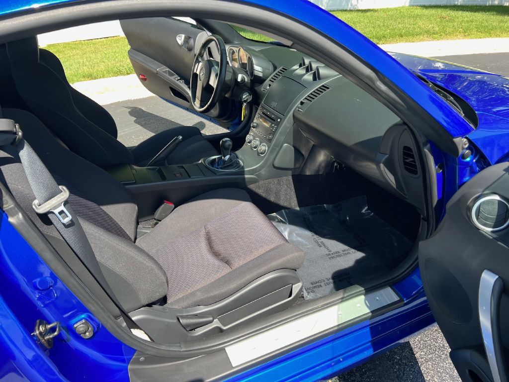 2004 Nissan 350Z Image 26