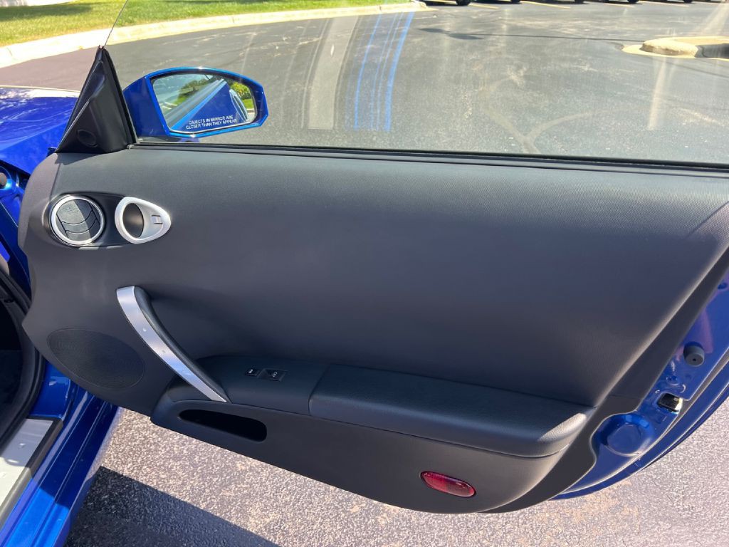 2004 Nissan 350Z Image 28