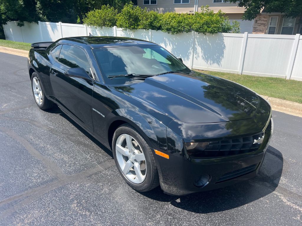 2010 Chevrolet Camaro Image 2