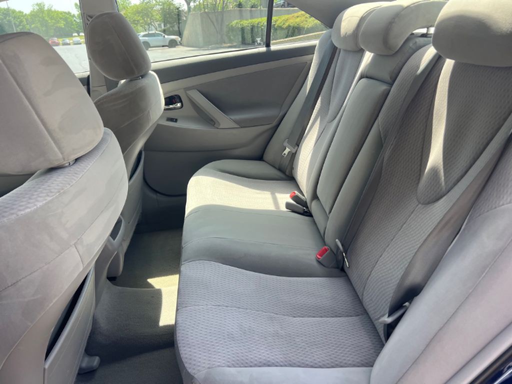 2010 Toyota Camry Image 23