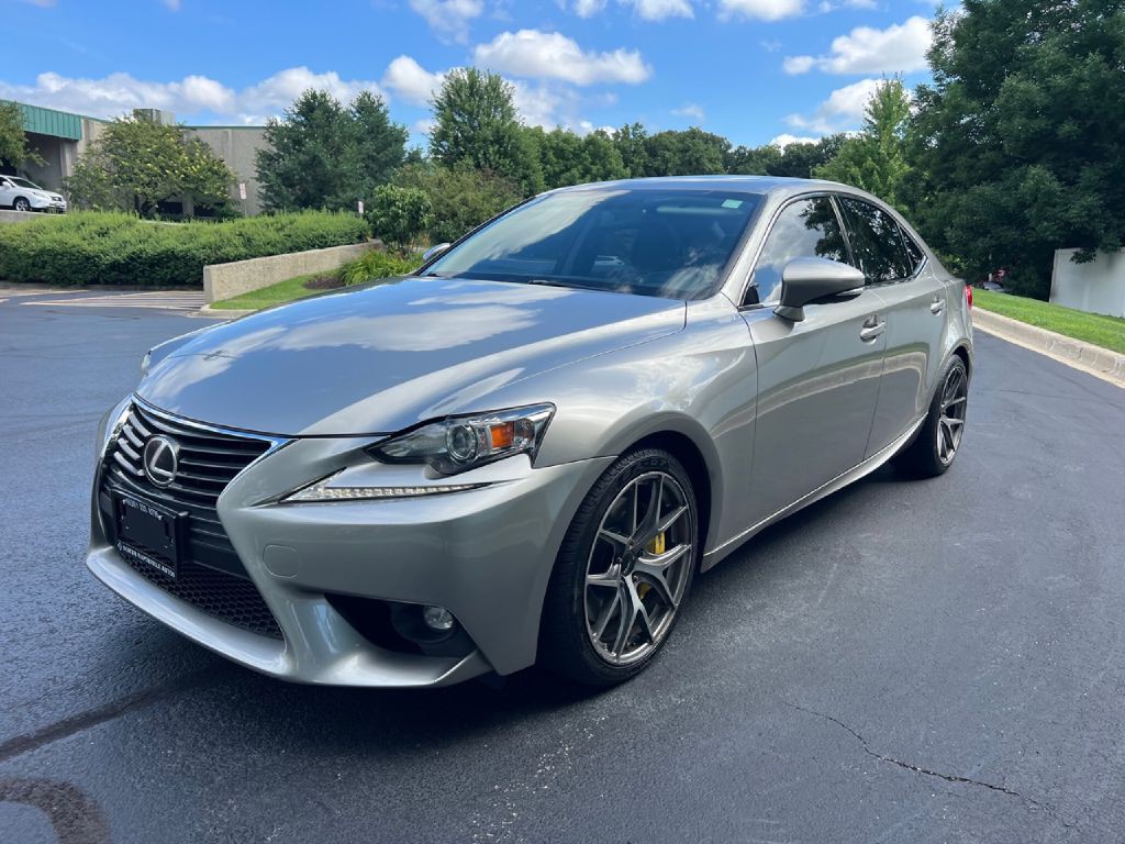 2016 Lexus IS Image 19