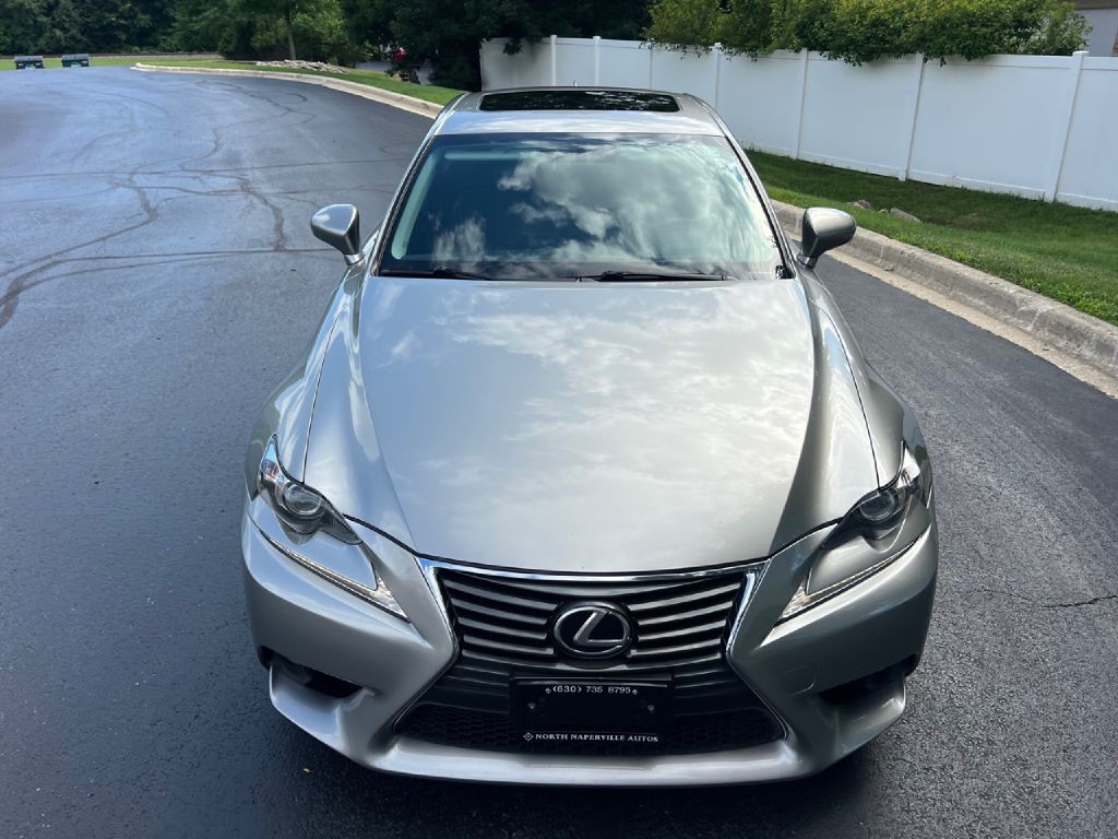 2016 Lexus IS Image 20