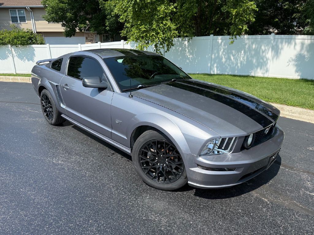 2006 Ford Mustang Image 2