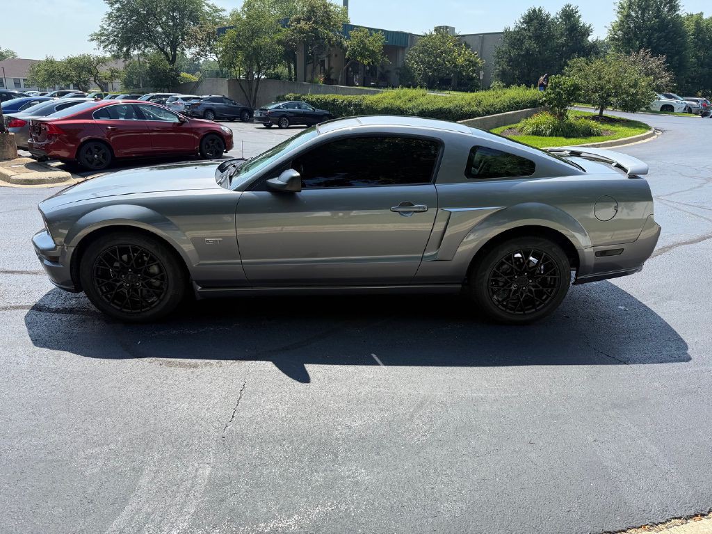 2006 Ford Mustang Image 9
