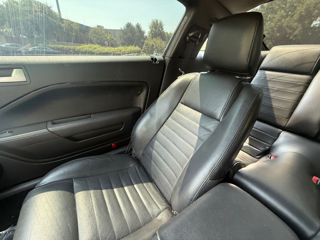 2006 Ford Mustang Image 24