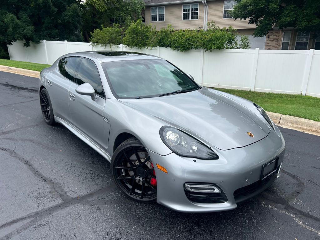 2012 Porsche Panamera Image 3