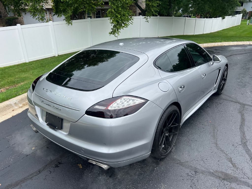 2012 Porsche Panamera Image 6