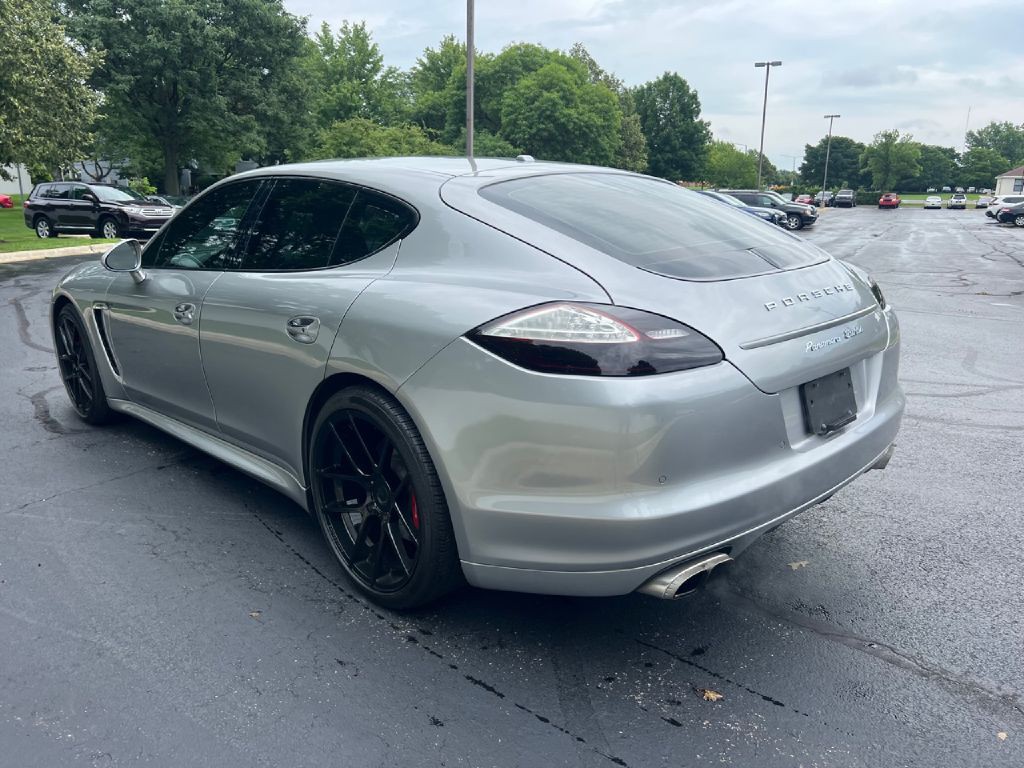 2012 Porsche Panamera Image 8