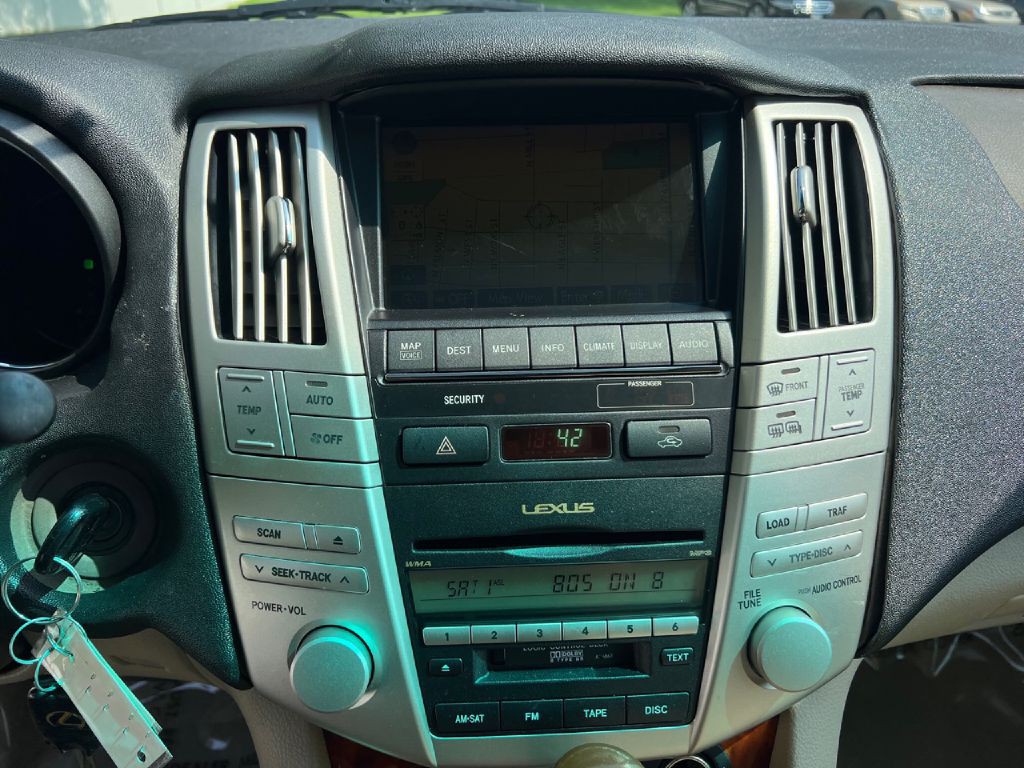 2009 Lexus RX Image 17