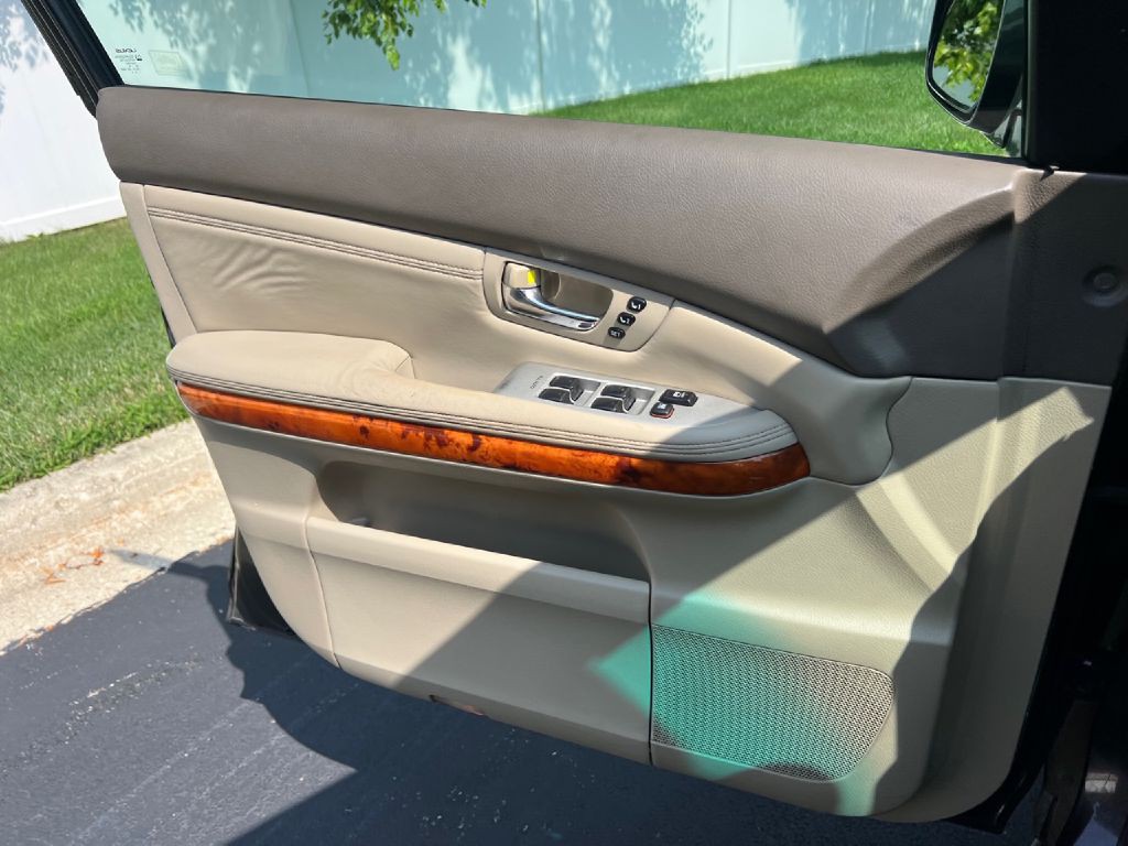 2009 Lexus RX Image 29