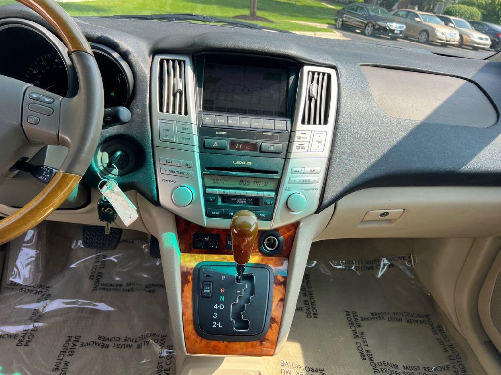 2009 Lexus RX Image 30