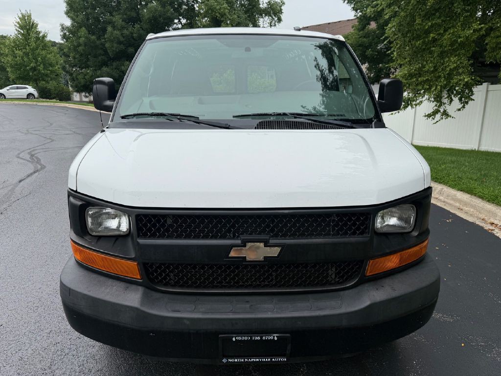 2015 Chevrolet Express Image 41