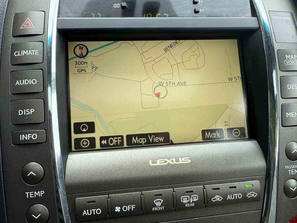 2009 Lexus ES Image 17