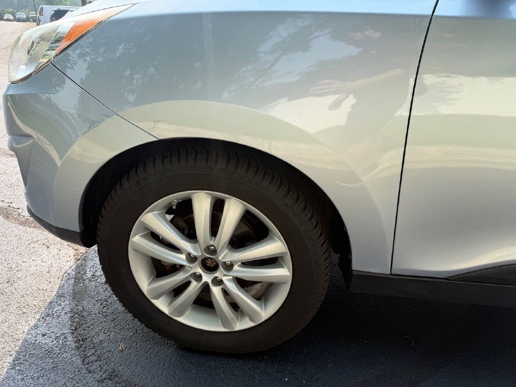 2012 Hyundai Tucson Image 37