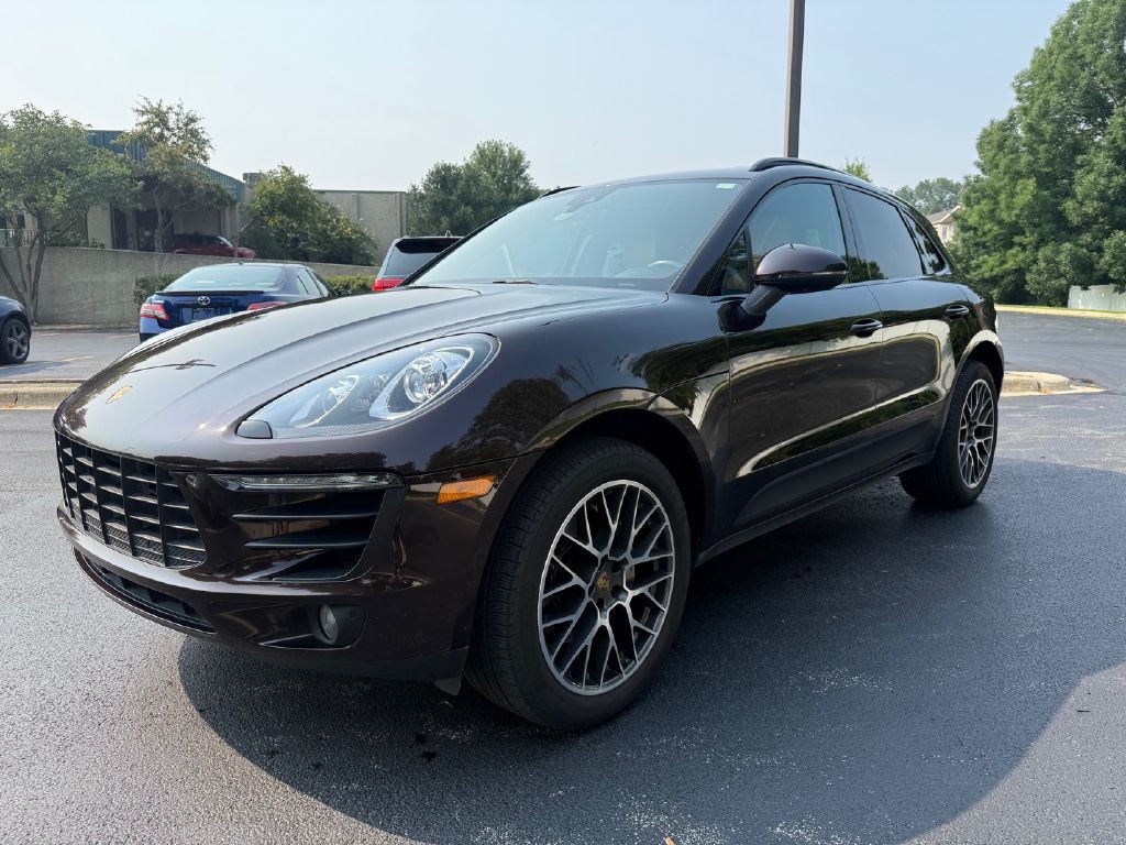 2018 Porsche Macan Image 42