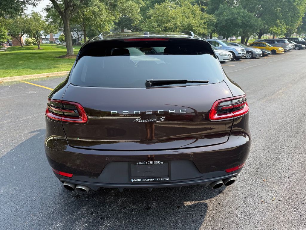 2018 Porsche Macan Image 46