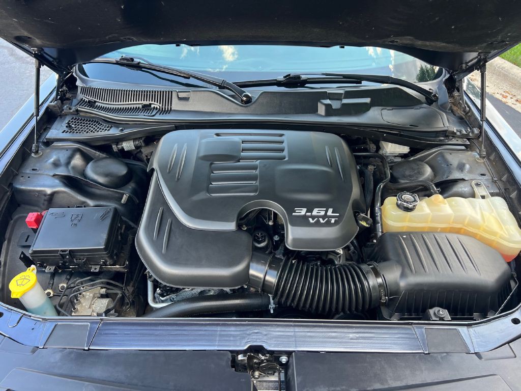 2017 Dodge Challenger Image 14