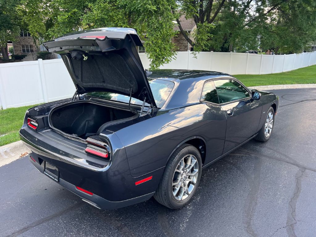 2017 Dodge Challenger Image 15