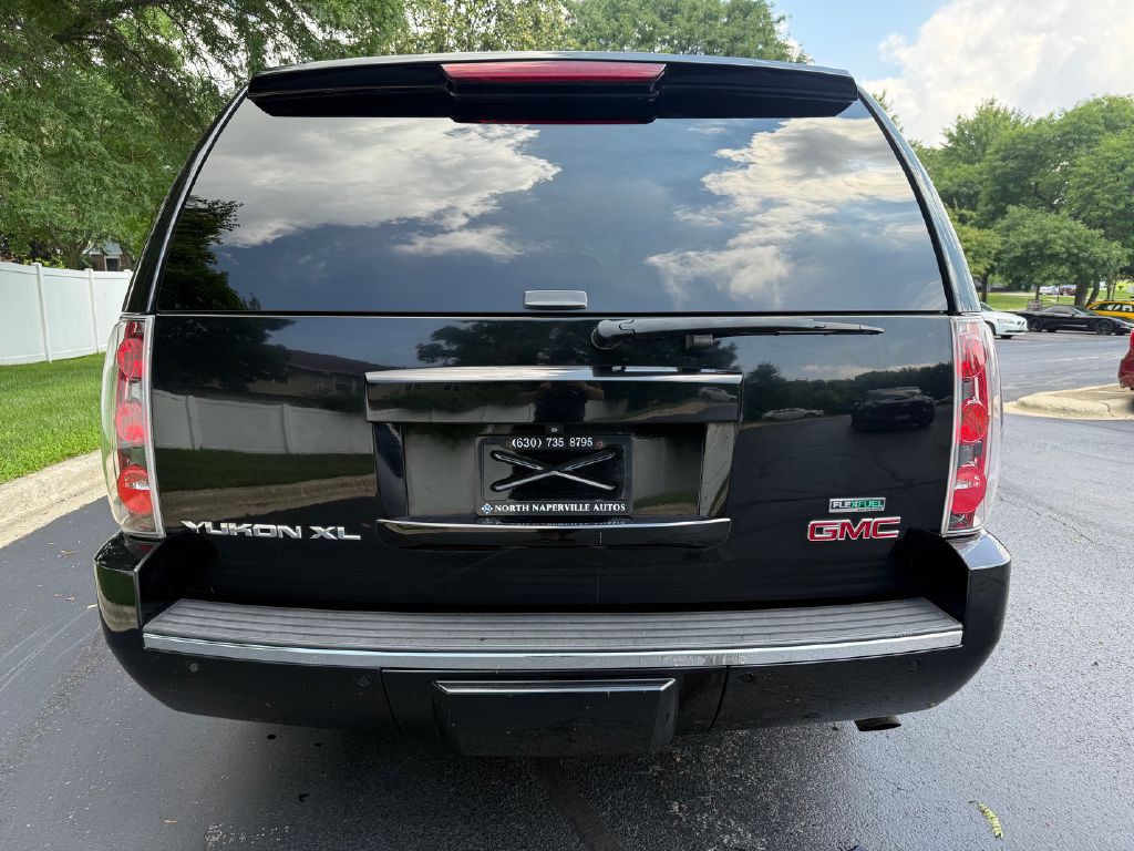 2011 GMC Yukon Image 6