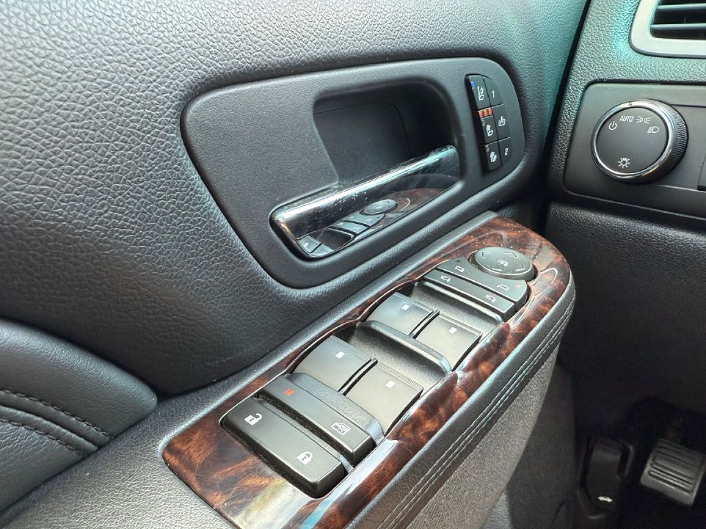 2011 GMC Yukon Image 36