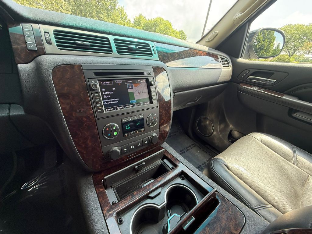 2011 GMC Yukon Image 39