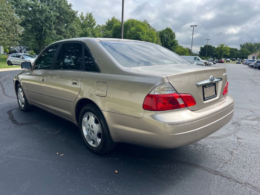 2004 Toyota Avalon Image 8