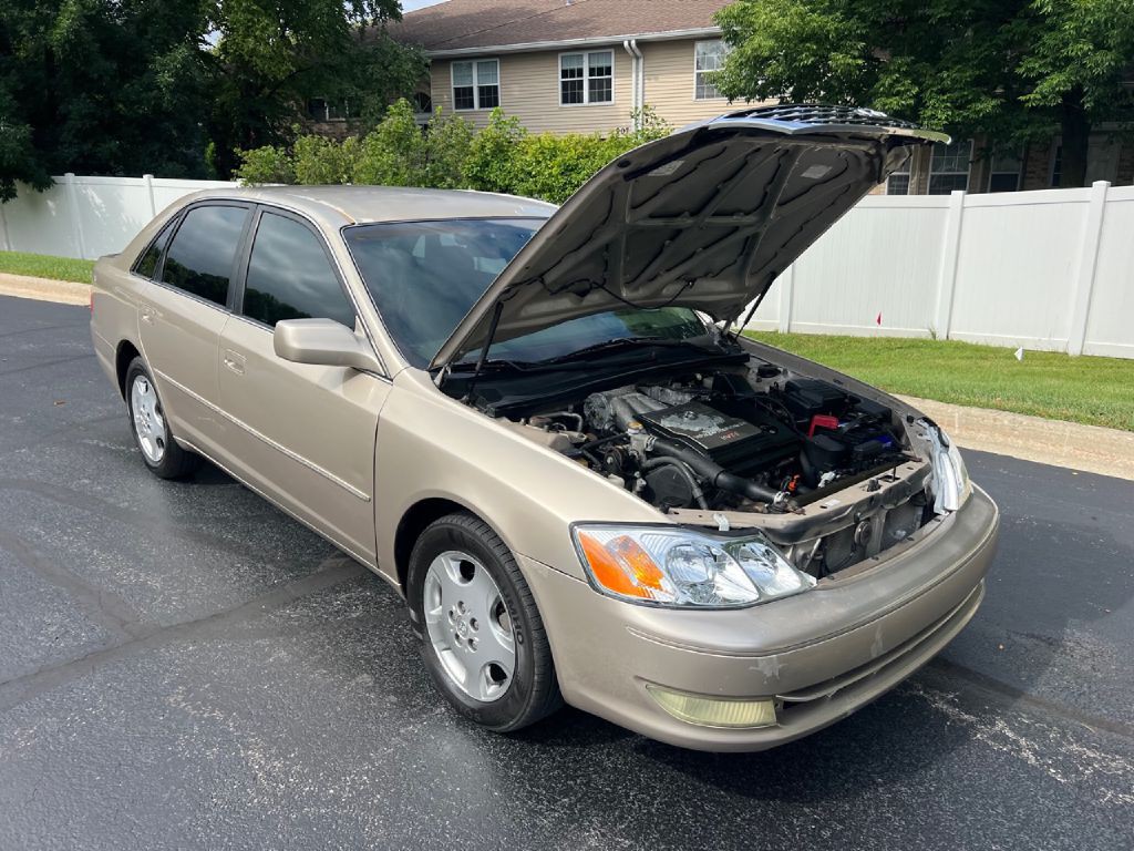 2004 Toyota Avalon Image 12