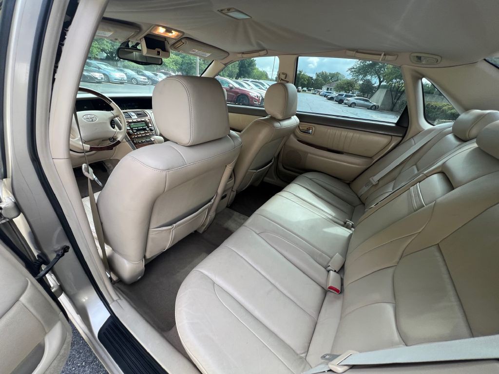2004 Toyota Avalon Image 22