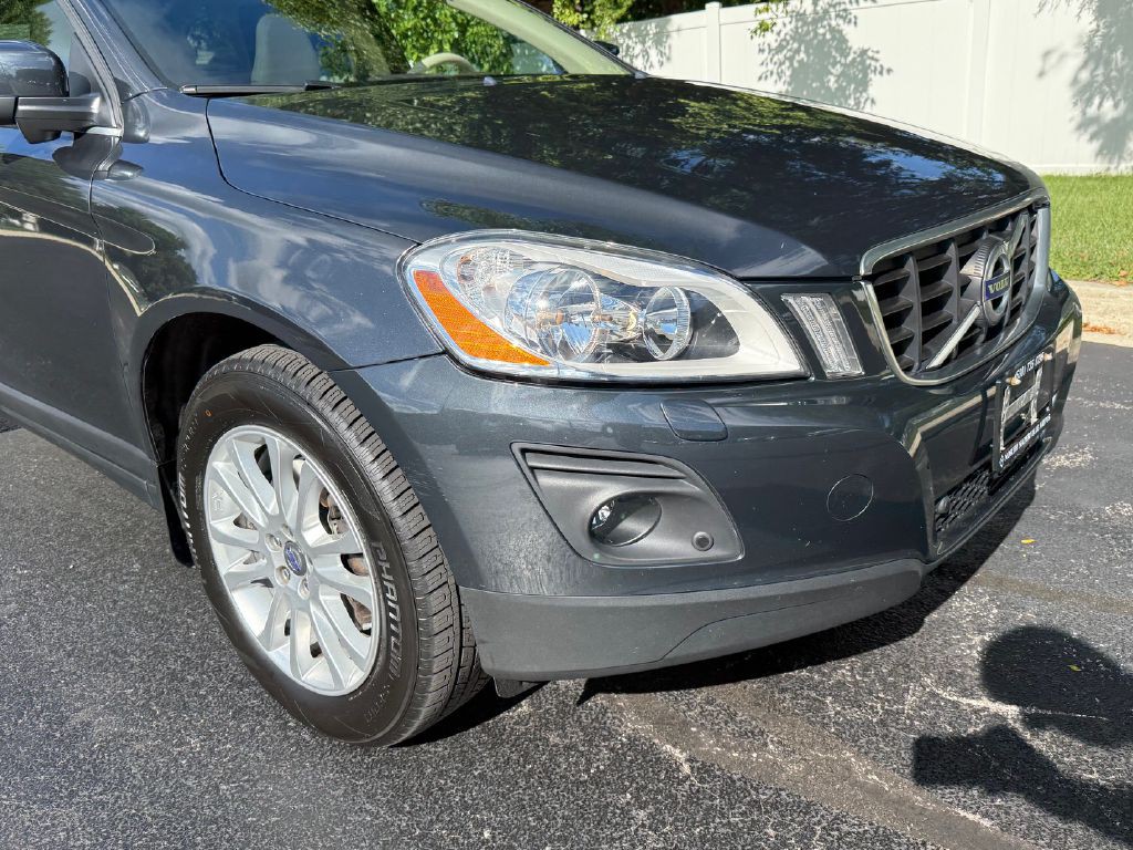 2010 Volvo XC60 Image 12