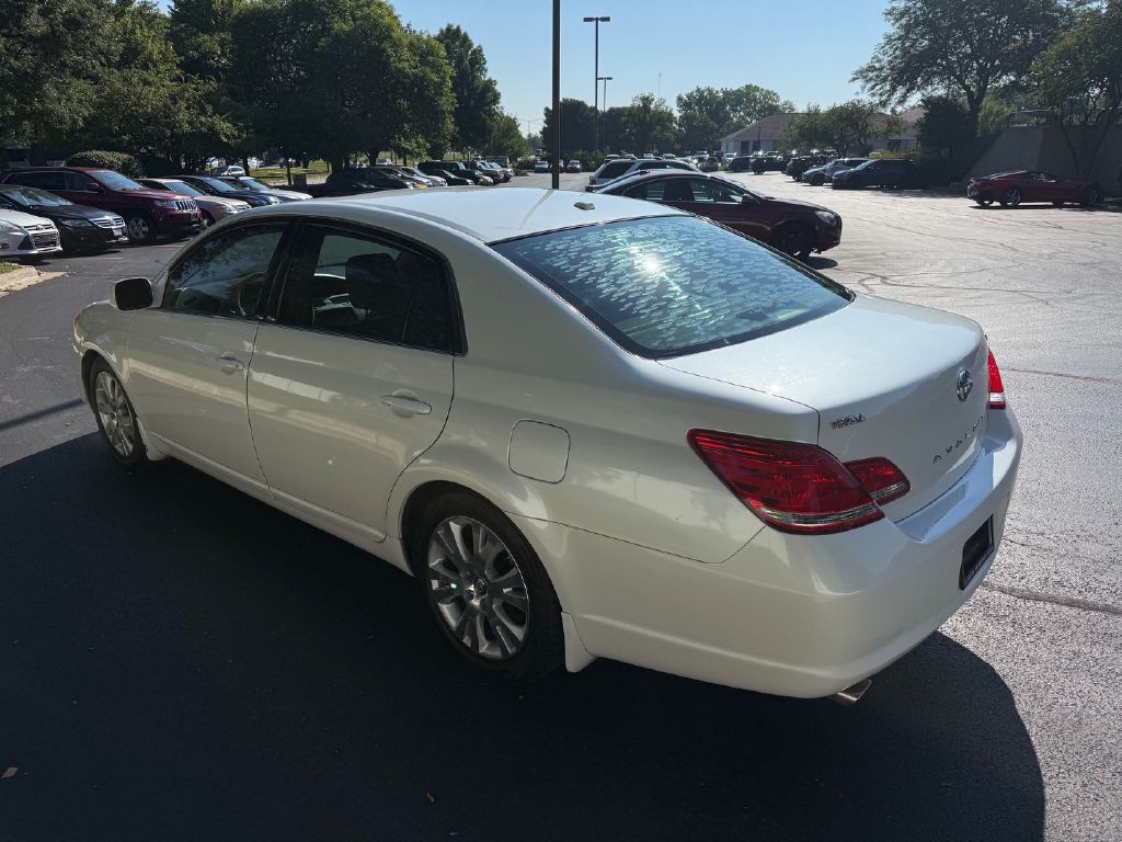 2010 Toyota Avalon Image 7