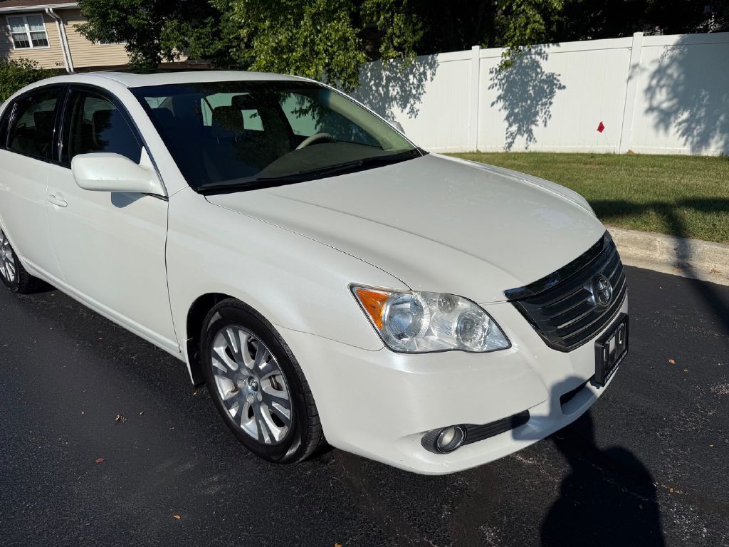 2010 Toyota Avalon Image 12