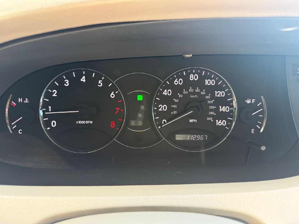 2010 Toyota Avalon Image 18