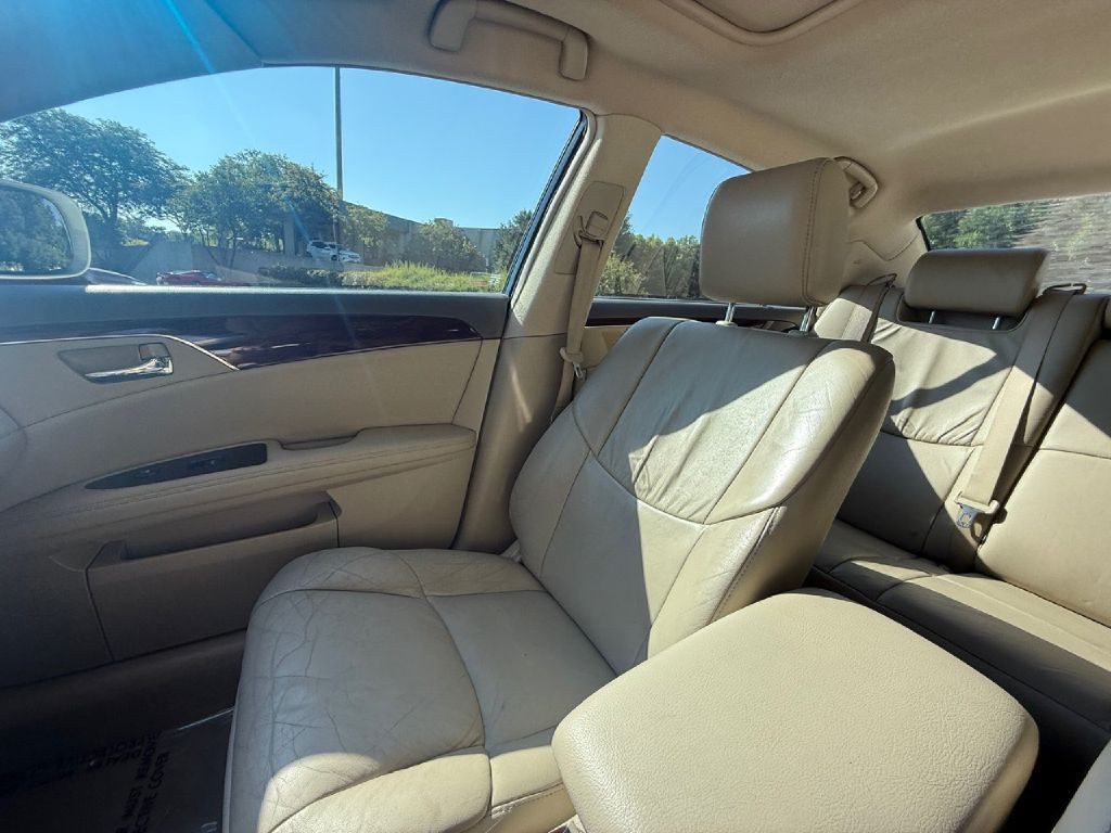 2010 Toyota Avalon Image 34
