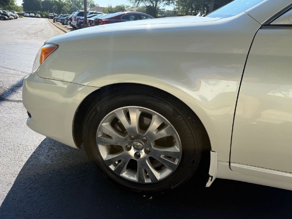 2010 Toyota Avalon Image 40